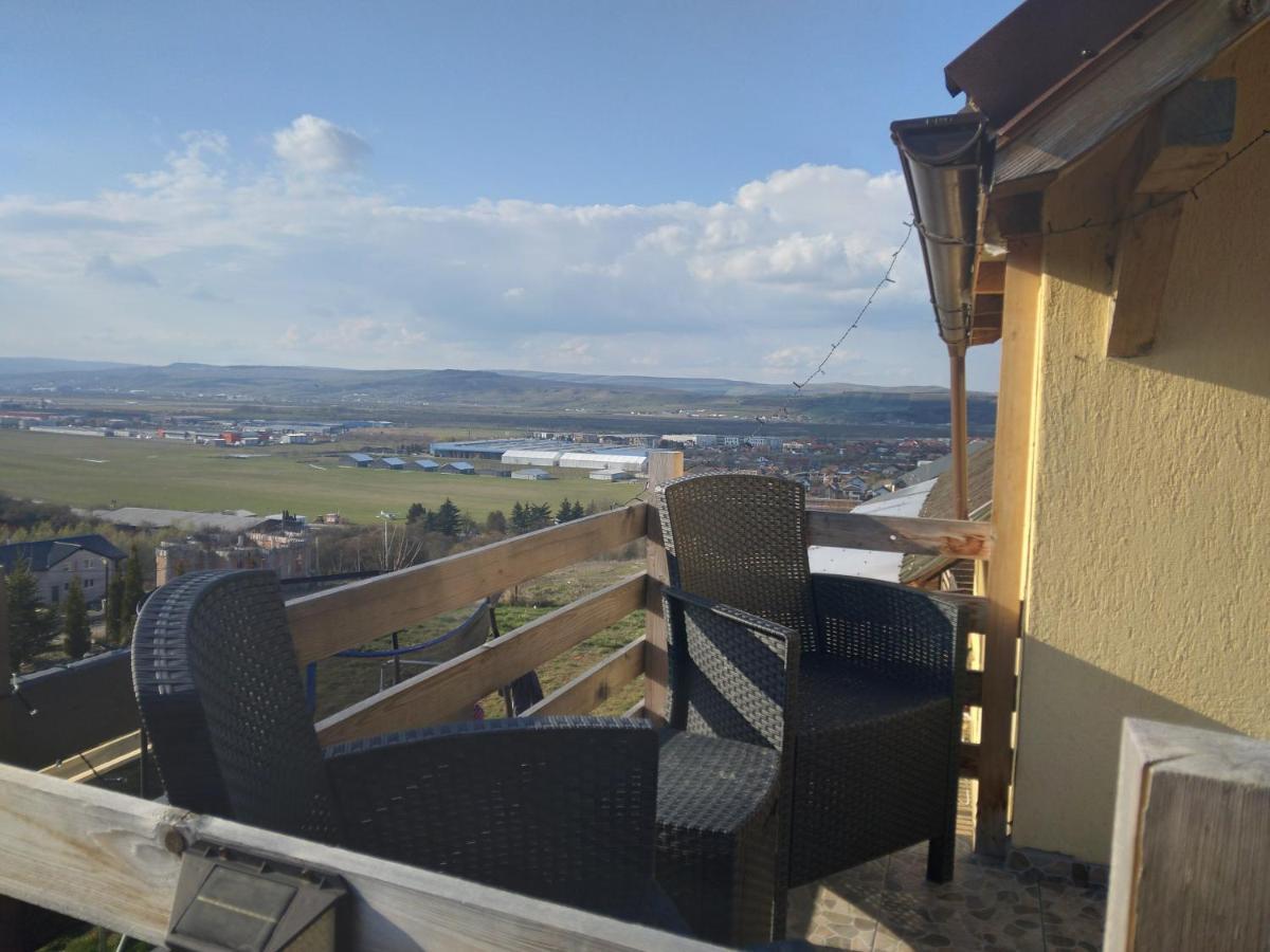 Apartment With Nice City View Dezmir المظهر الخارجي الصورة