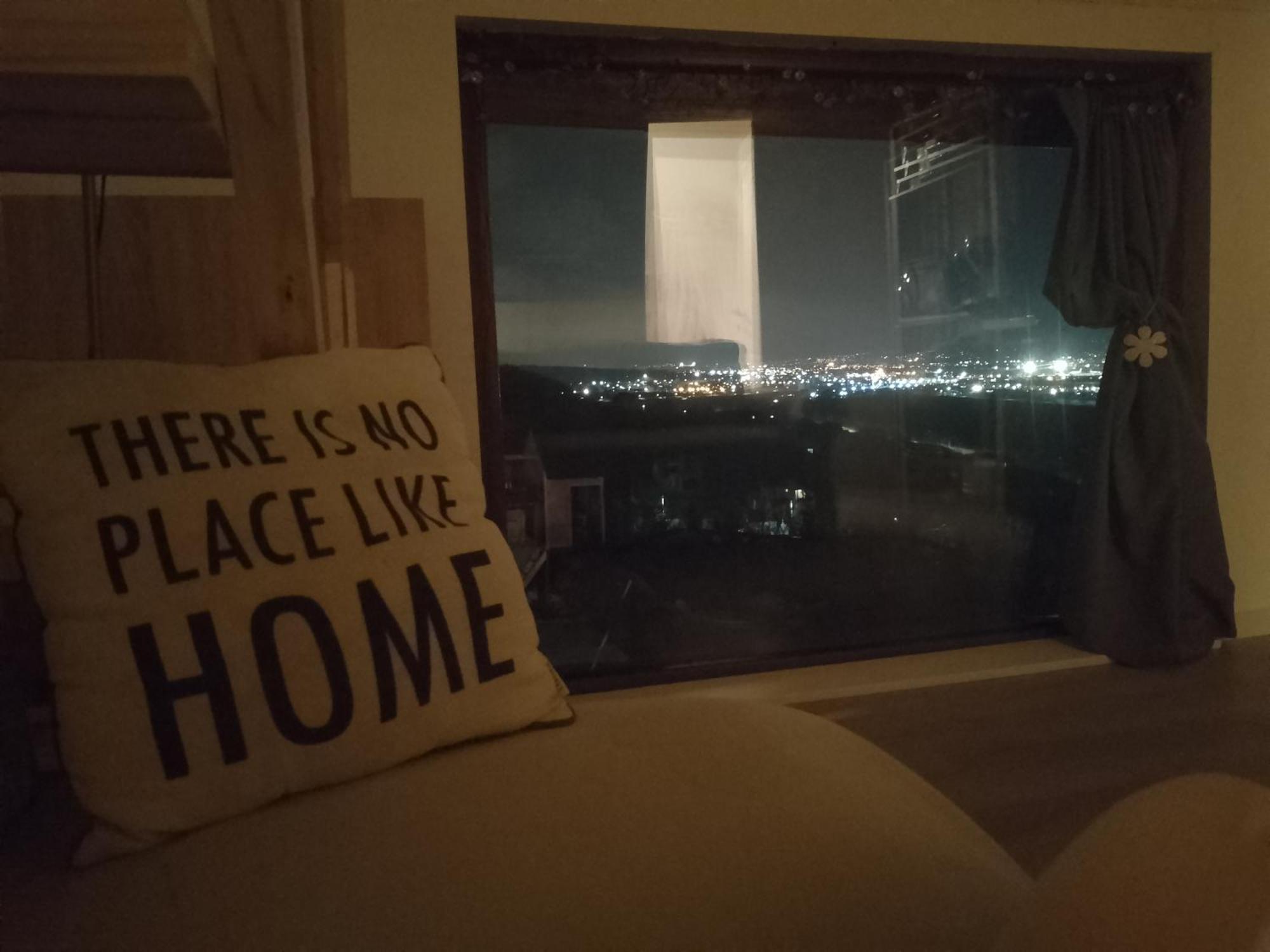Apartment With Nice City View Dezmir المظهر الخارجي الصورة